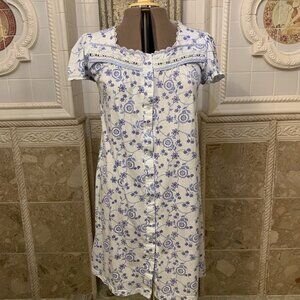 MAIDENFORM. Size L. CottageCore Night Gown. Lace Accents. Short Sleeve. B98.